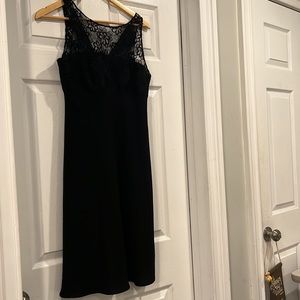 Jones New York classy lace dress